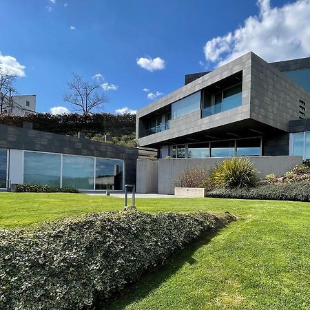 Tres Prismas Exclusive Villa Sarria Kültér fotó