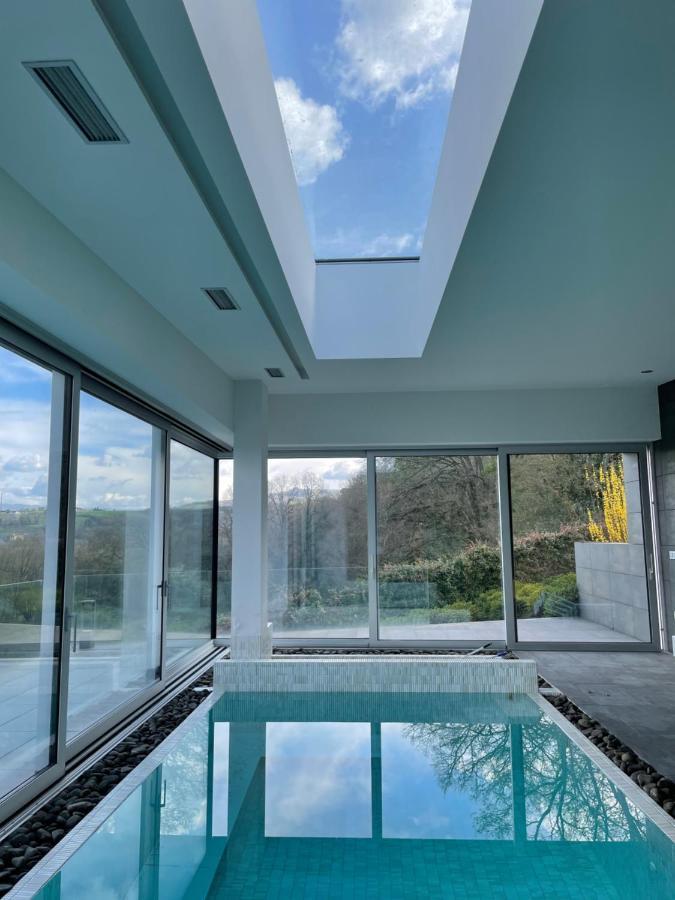 Tres Prismas Exclusive Villa Sarria Kültér fotó