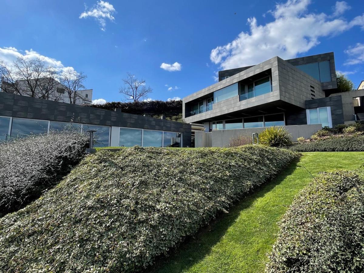 Tres Prismas Exclusive Villa Sarria Kültér fotó