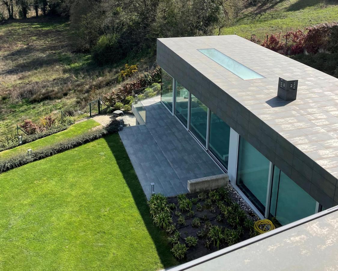 Tres Prismas Exclusive Villa Sarria Kültér fotó