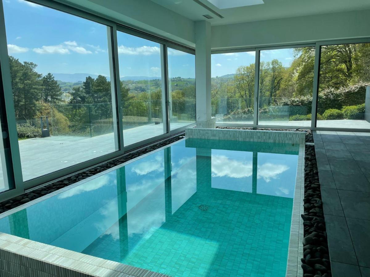 Tres Prismas Exclusive Villa Sarria Kültér fotó