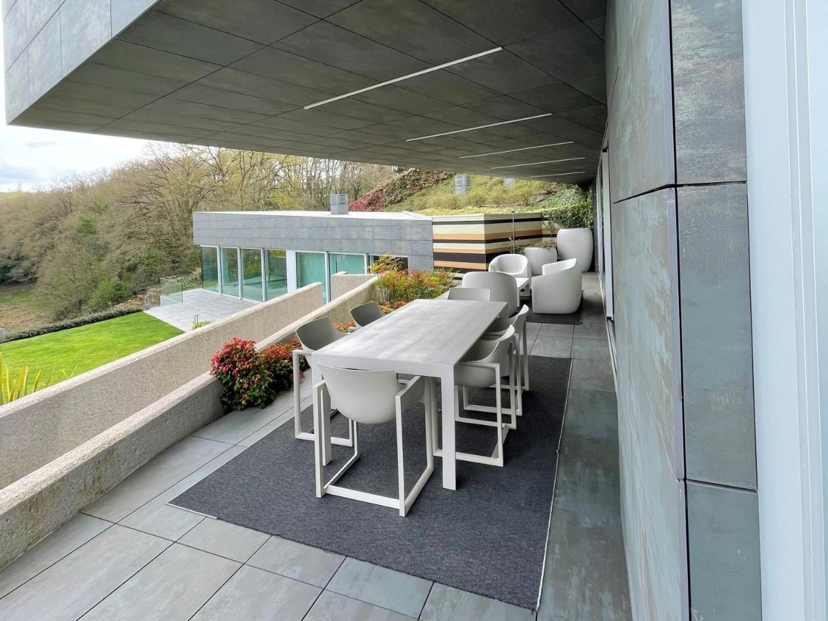 Tres Prismas Exclusive Villa Sarria Kültér fotó