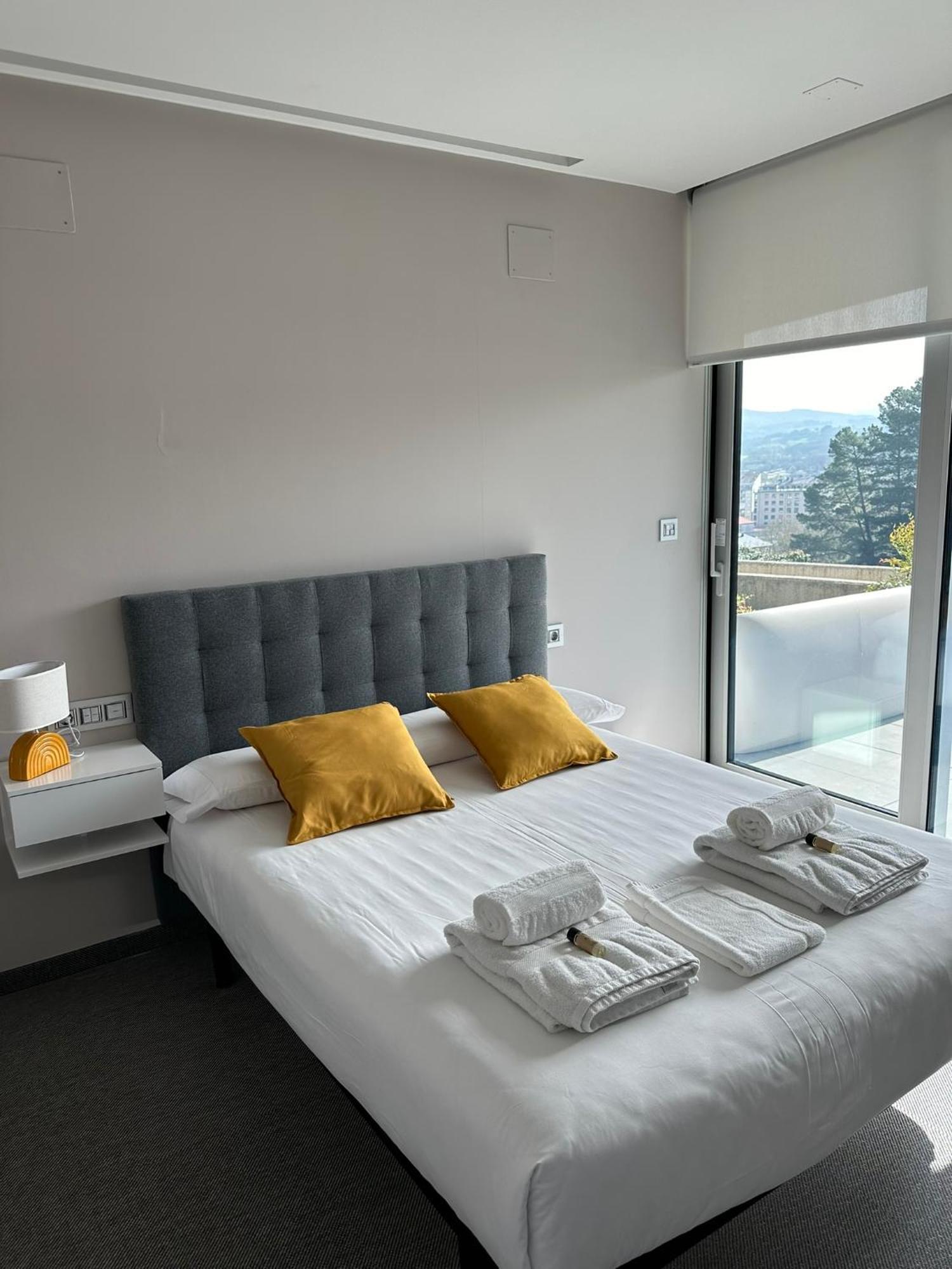 Tres Prismas Exclusive Villa Sarria Kültér fotó