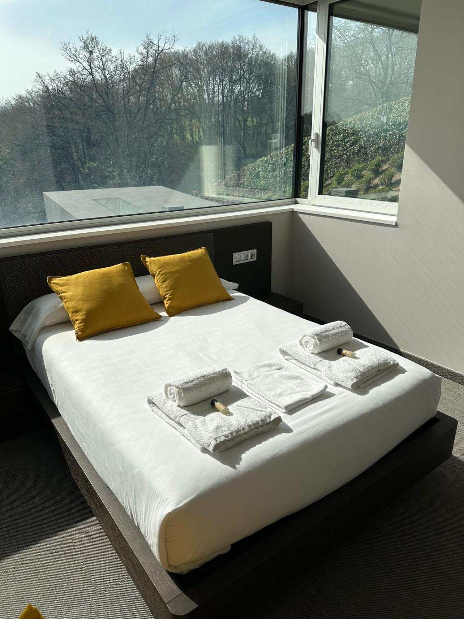 Tres Prismas Exclusive Villa Sarria Kültér fotó